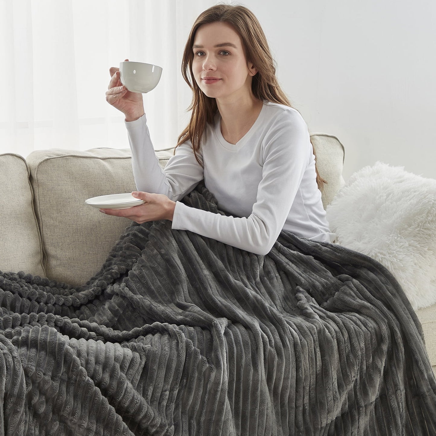 Cut Plush Fleece Blanket, Soft Lightweight Fuzzy Luxury Throw Size Bed Blankets for Bed, Throw, Gray