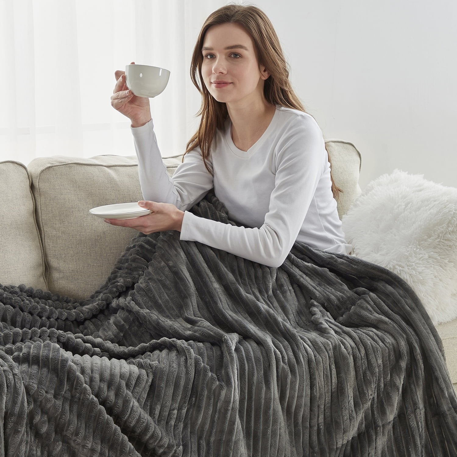 Cut Plush Fleece Blanket, Soft Lightweight Fuzzy Luxury Throw Size Bed Blankets for Bed, Throw, Gray